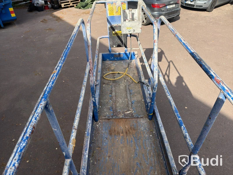 Scissor Lift UpRight SL20 – 8.1 m Working Height
