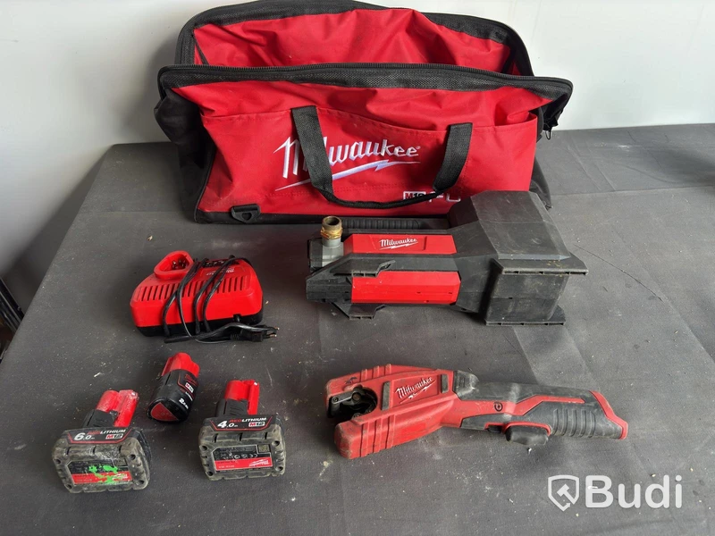 Milwaukee M12 and M18 Tool Kit