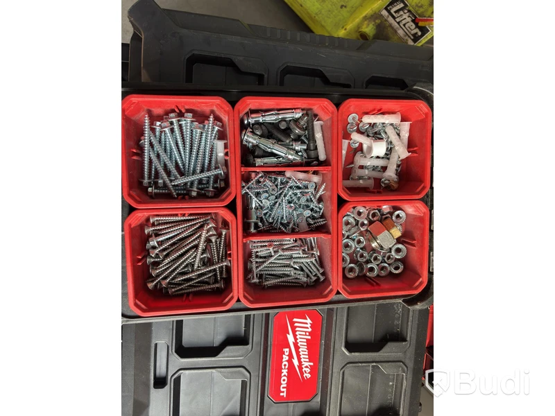 Milwaukee PACKOUT, med VVS-material