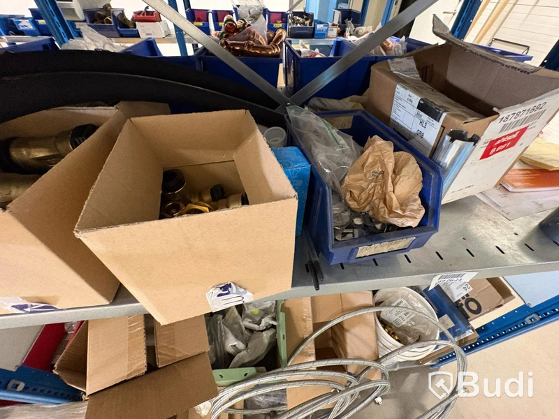 Large lot of pipe fittings and couplings