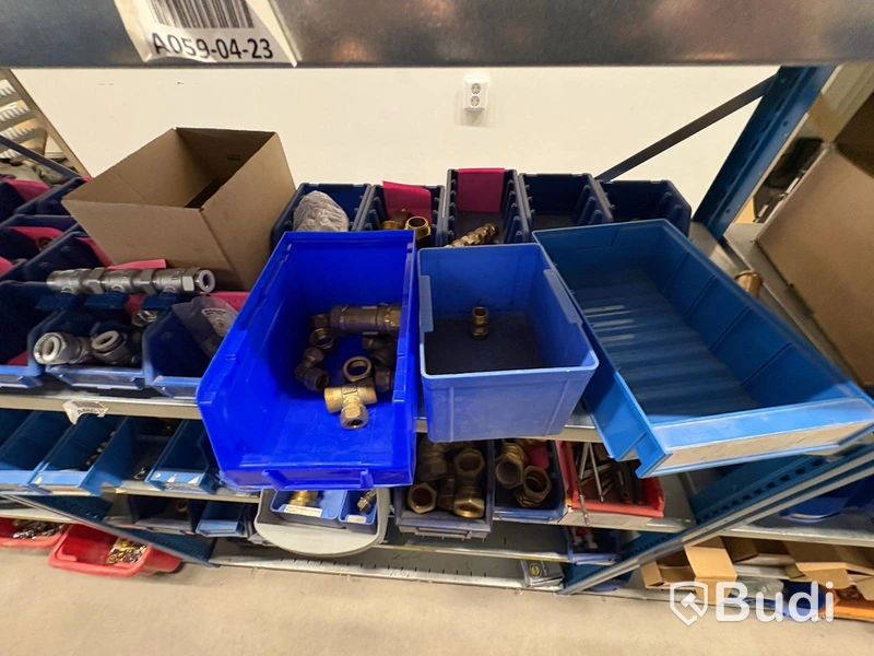 Large lot of pipe fittings and couplings