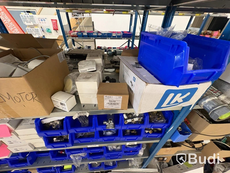 Large lot of pipe fittings and couplings