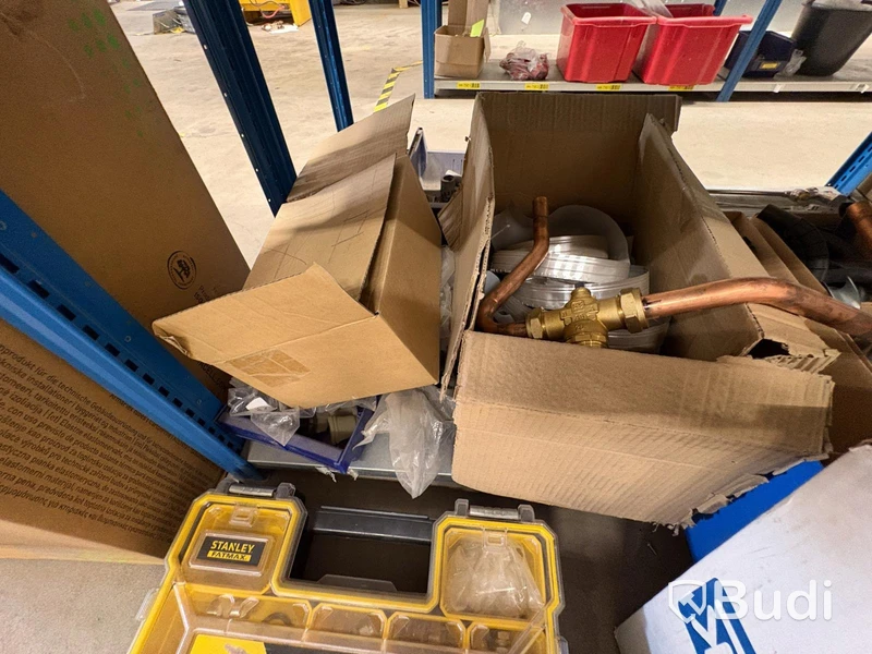 Large lot of pipe fittings and couplings