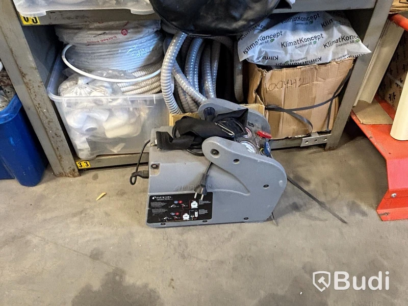 Lot of plumbing/HVAC items, air source heat pumps, assorted parts and units.