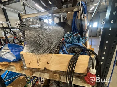 Lot of mixed plumbing and heating materials, etc.