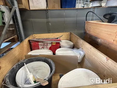 Lot of mixed plumbing and heating materials, etc.