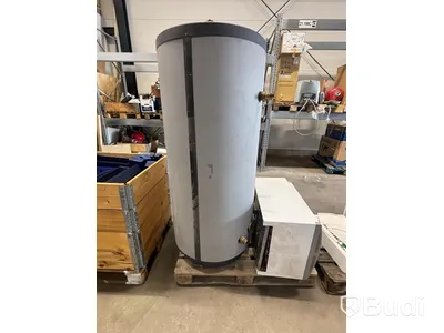 Lot of mixed plumbing and heating materials, etc.