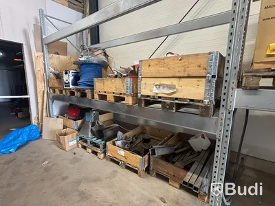 Lot of mixed plumbing and heating materials, etc.