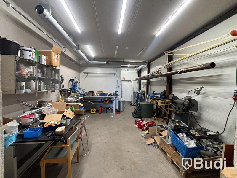 Workshop equipment, tools, etc.