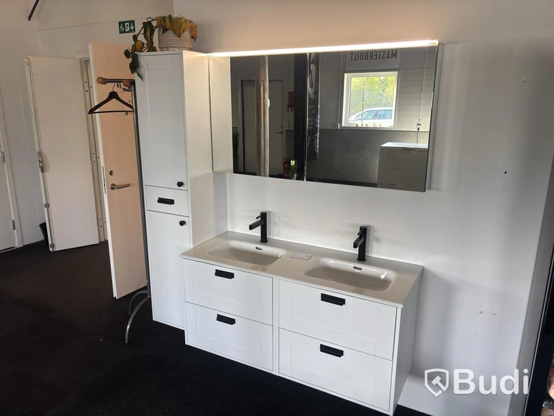 Bathroom vanity, white, double washbasin