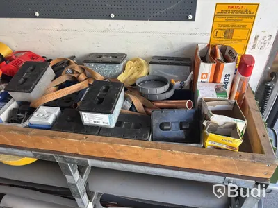 Plumbing lot incl. Novipro press tool
