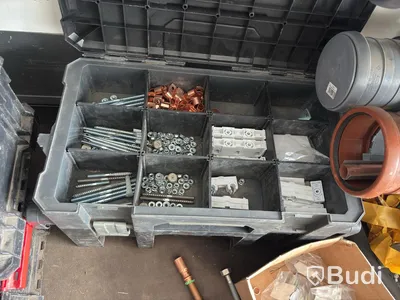Plumbing lot incl. Novipro press tool