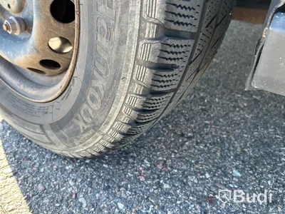 Ford Transit Chassi 350 2.2 TDCi FWD (155hk) - 2014 skåp med bakgavellift lätt lastbil