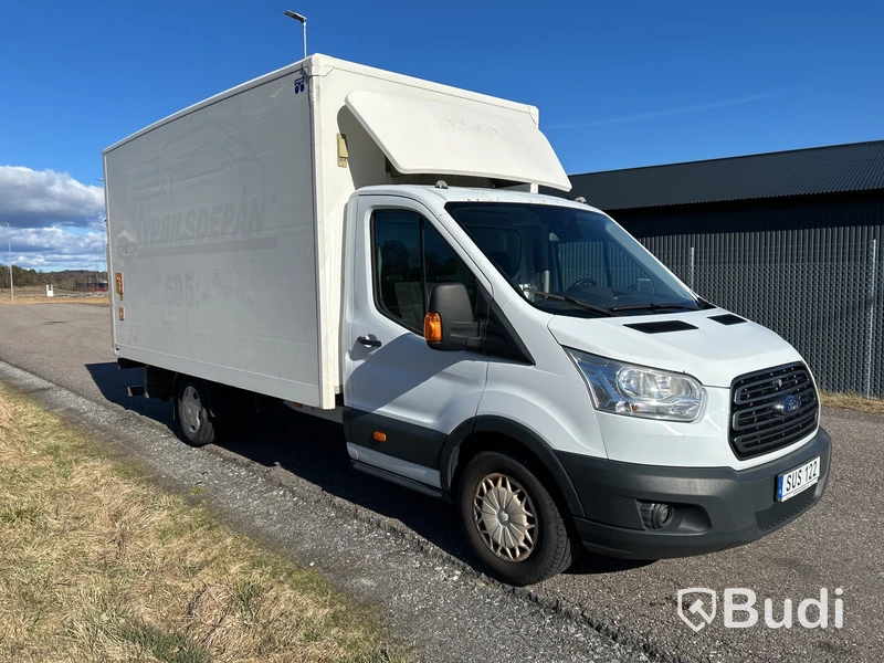 Ford Transit Chassi 350 2.2 TDCi FWD (155hk) - 2014 skåp med bakgavellift lätt lastbil