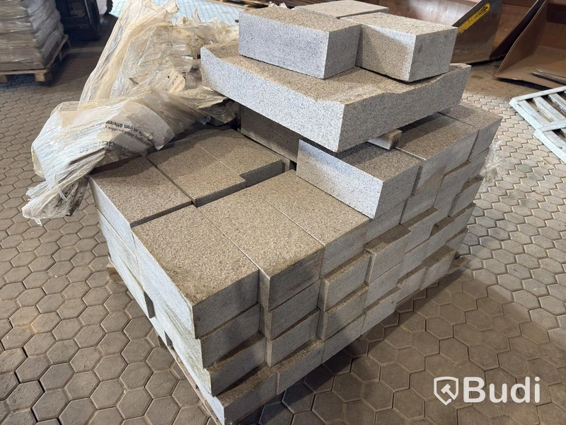 Parti Stenblock granit, 30×17×5 cm, ca 80 st