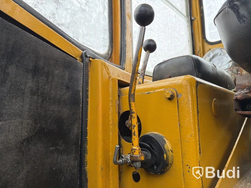 Hjullastare Caterpillar 910 | Skopa | Plog | Gafflar | Reparationsobjekt