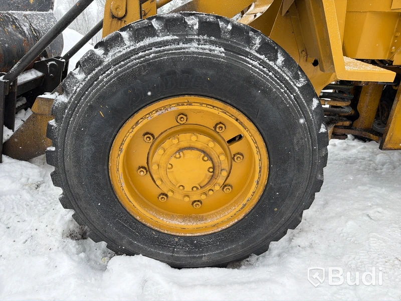 Hjullastare Caterpillar 910 | Skopa | Plog | Gafflar | Reparationsobjekt