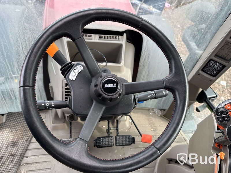 Traktor CASE IH MAXXUM 125 CVX