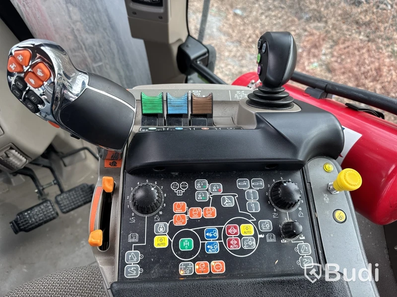 Traktor CASE IH MAXXUM 125 CVX
