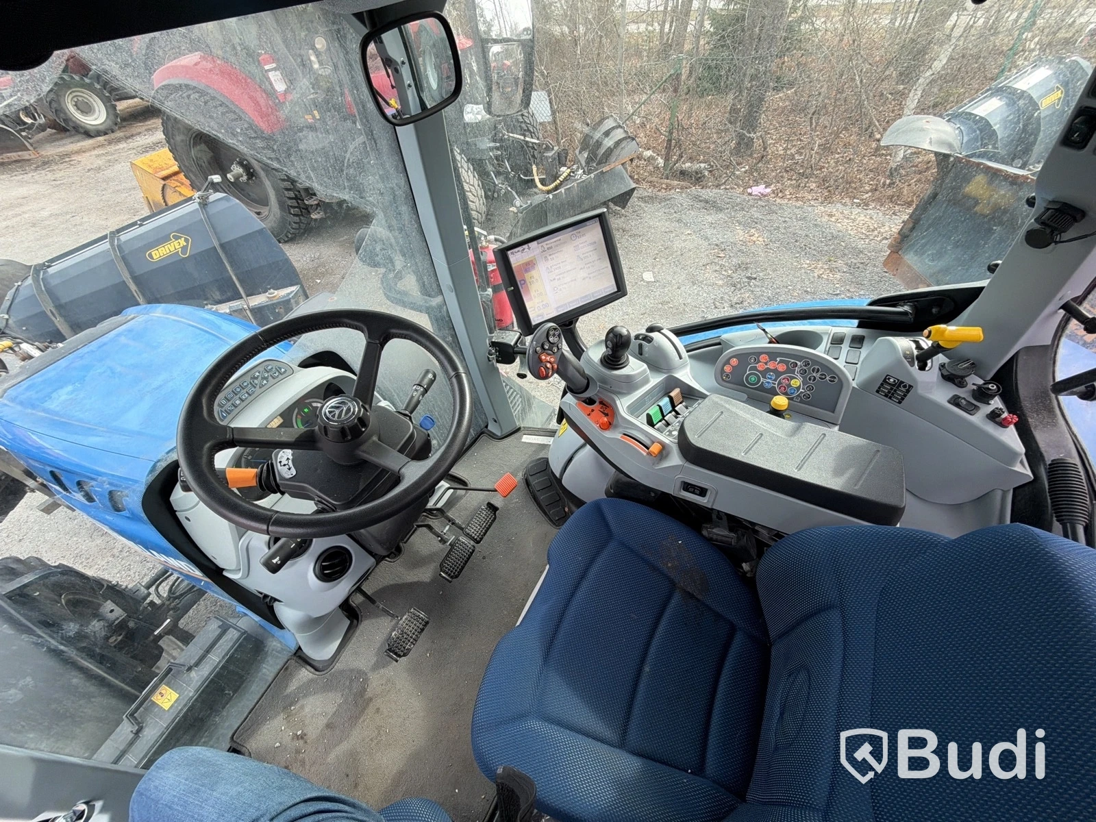 Traktor New Holland T6 145 M