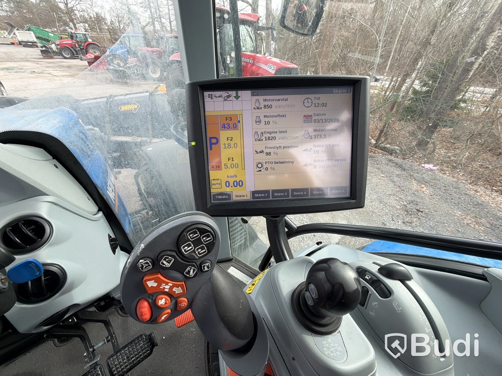Traktor New Holland T6 145 M