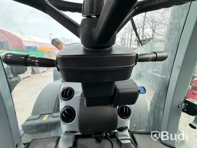 Traktor New Holland T6 145 M