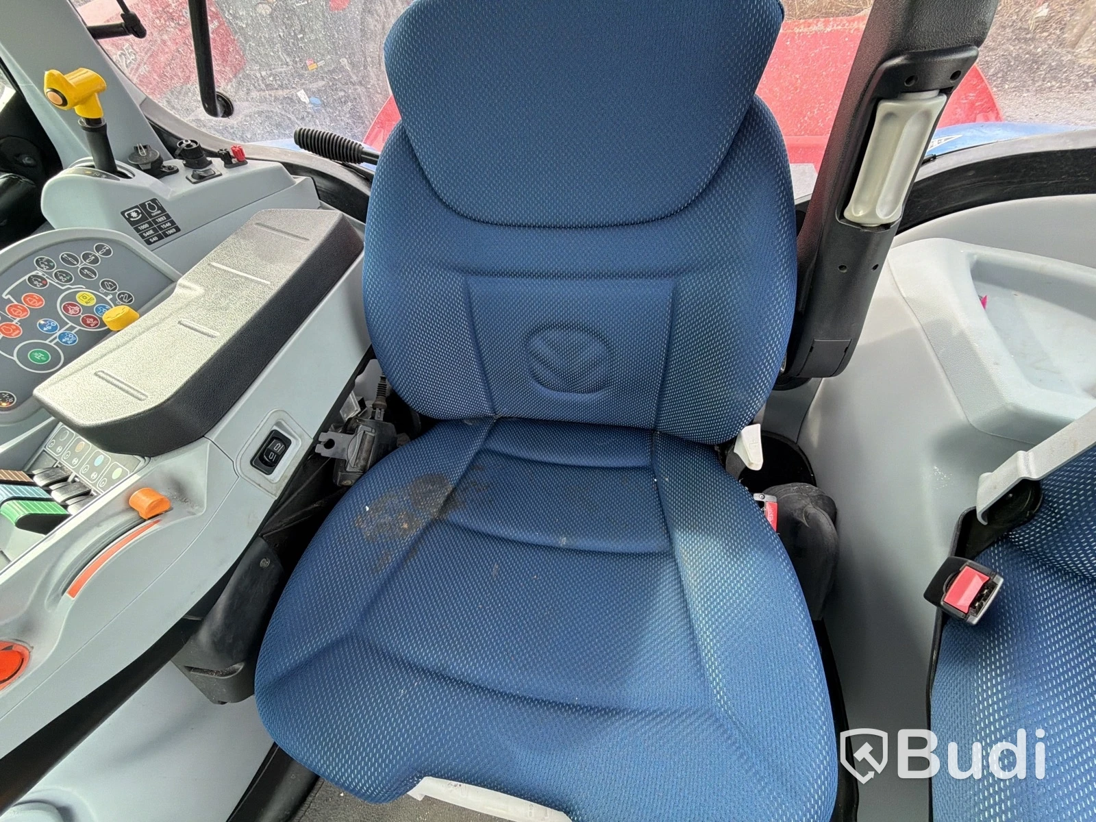 Traktor New Holland T6 145 M