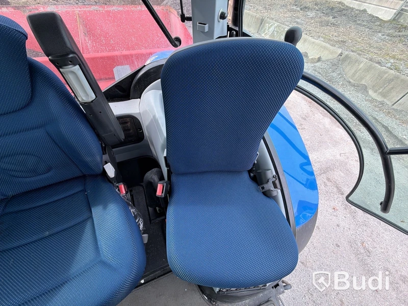 Traktor New Holland T6 145 M