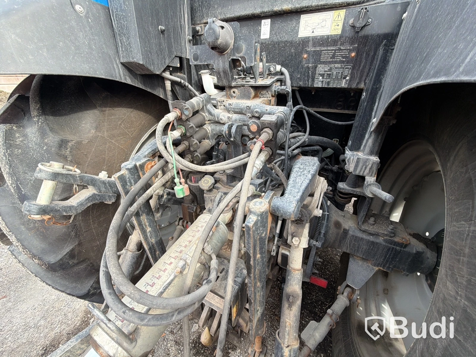 Traktor New Holland T6 145 M