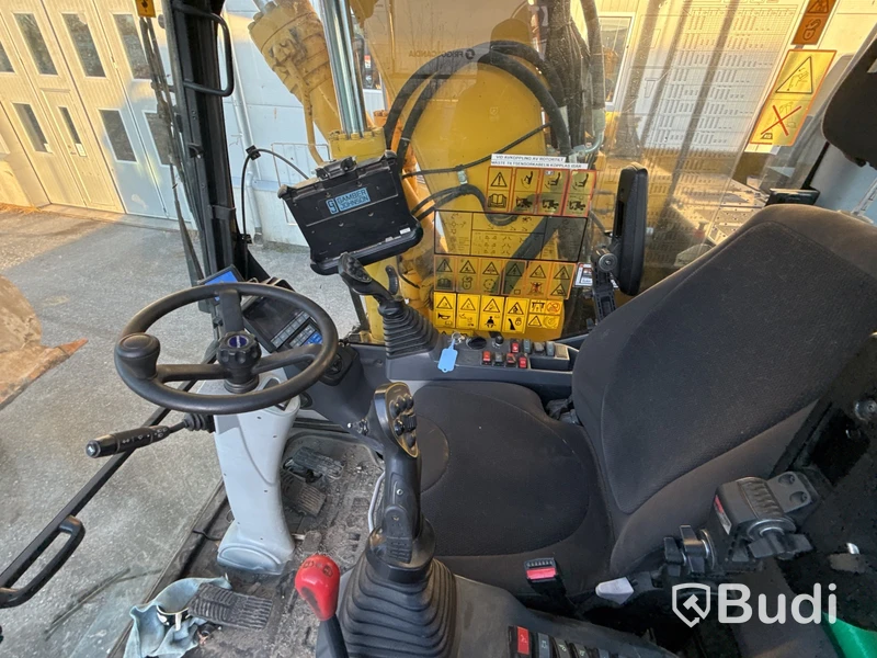 Hjulgrävare Komatsu PW148-11, -2019