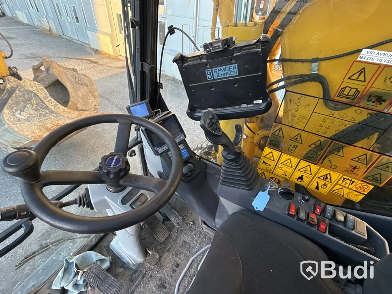 Hjulgrävare Komatsu PW148-11, -2019