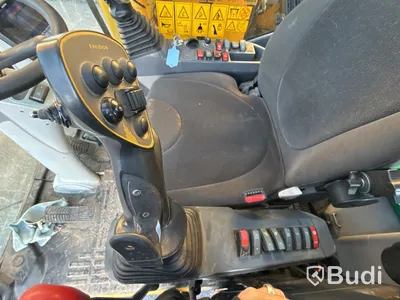 Hjulgrävare Komatsu PW148-11, -2019