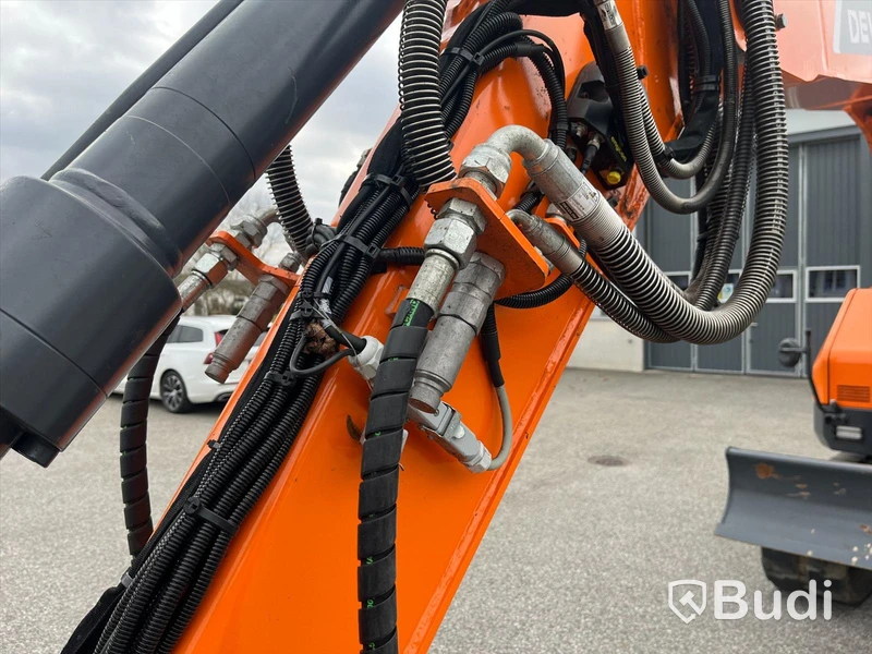 Minigrävare Develon DX85R-7 -2023 | med Engcons tiltrotator
