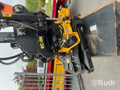 Minigrävare Develon DX85R-7 -2023 | med Engcons tiltrotator