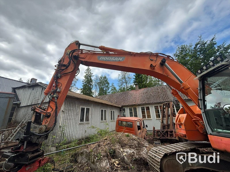 Grävmaskin Doosan DX235 LCR 2014