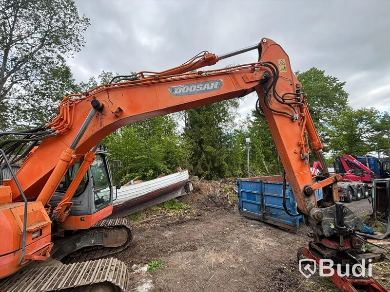 Grävmaskin Doosan DX235 LCR 2014