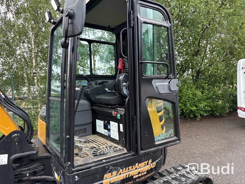 Bandgrävare med tilrotator Sany SY50U, -2024