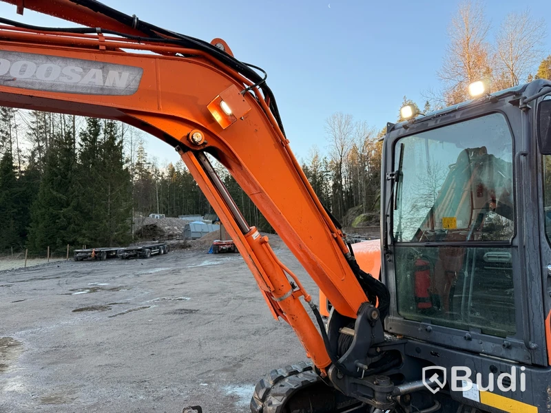 Bandgrävare Doosan DX62R -2014