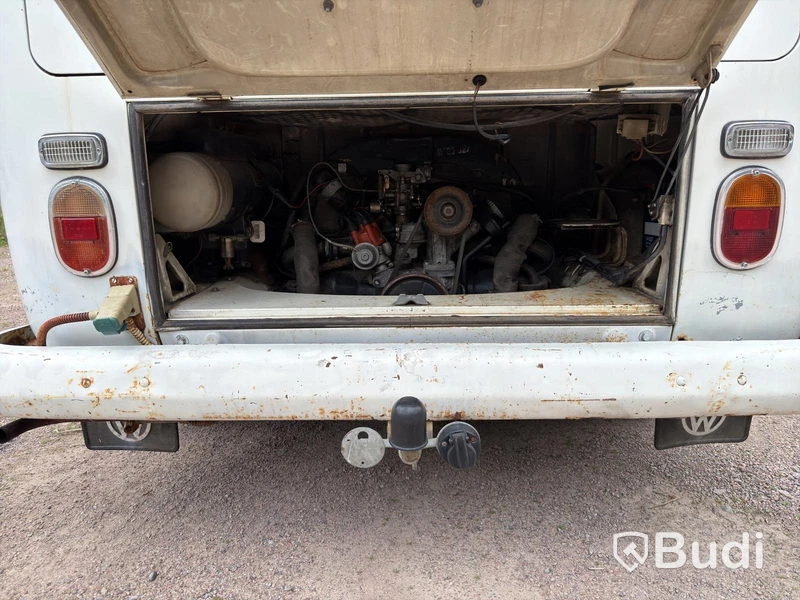 Volkswagen Transporter T2 Bay Window -1971 | Unregistered Restoration Project