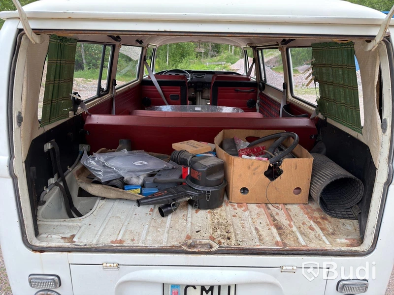Volkswagen Transporter T2 Bay Window -1971 | Unregistered Restoration Project