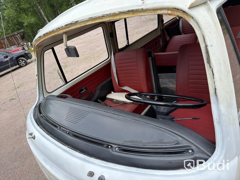 Volkswagen Transporter T2 Bay Window -1971 | Unregistered Restoration Project