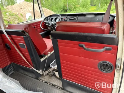 Volkswagen Transporter T2 Bay Window -1971 | Unregistered Restoration Project