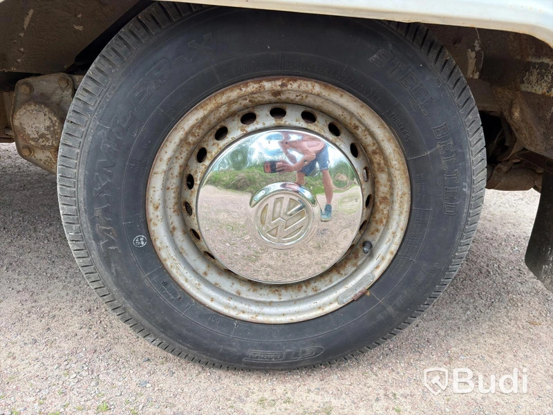 Volkswagen Transporter T2 Bay Window -1971 | Unregistered Restoration Project