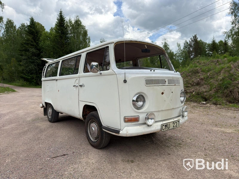 Volkswagen Transporter T2 Bay Window -1971 | Unregistered Restoration Project