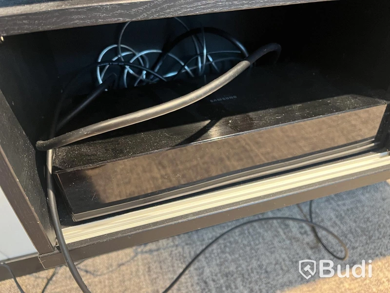TV – Samsung “The Frame” 43”