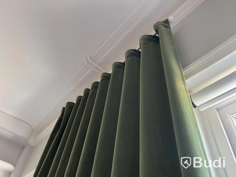 Gardin + bord