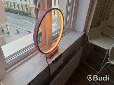 1 st. LED-bordslampa "HALO" från "Lightinova"
