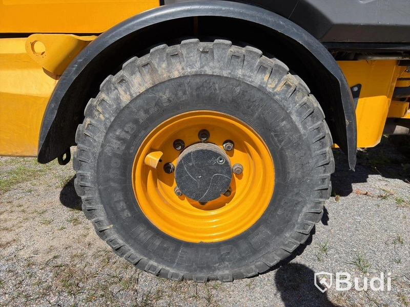 Wheel Loader JCB 406 | 3,491 h | 3 Attachments | 2006