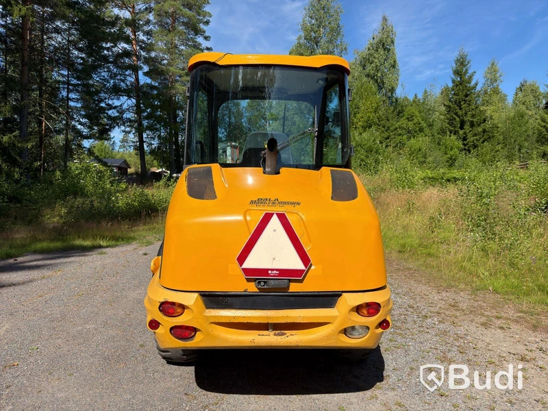 Wheel Loader JCB 406 | 3,491 h | 3 Attachments | 2006