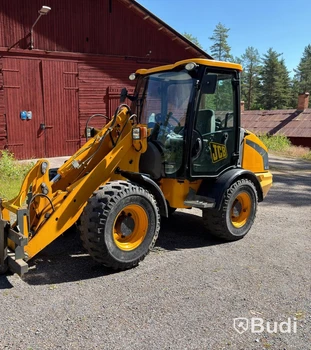 Hjullastare JCB 406 | 3 491 h | 3 Redskap | 2006